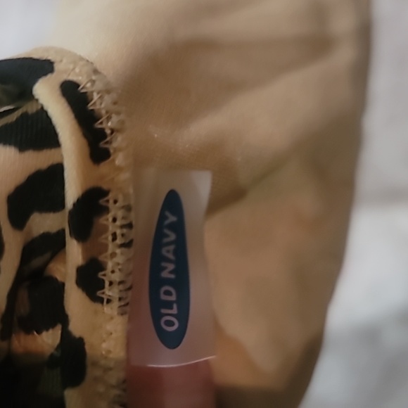 Girls leopard swim suit 6-12 months - Picture 4 of 4